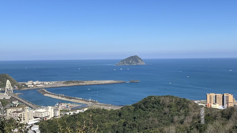 Longgang Trail: Half-Day Coastal Hike in Keelung 10 View of Longgang Trail