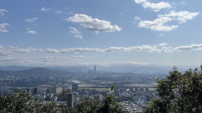 Jinmian Mountain: A Beginner-Friendly Rock Climbing Trail in Taipei 11 View from Lunjian Pavilion