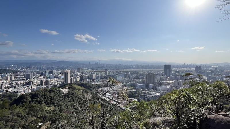 Jinmian Mountain: A Beginner-Friendly Rock Climbing Trail in Taipei 19 view of Jinmian Mountain Trail