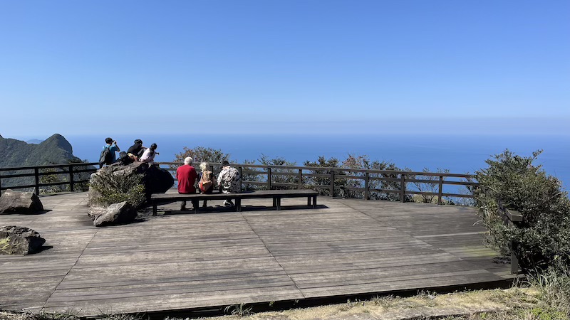 The Ultimate Hiking Guide to Stegosaurus Ridge (劍龍稜) – The King of Taiwan’s Suburban Mountains 70 rest area