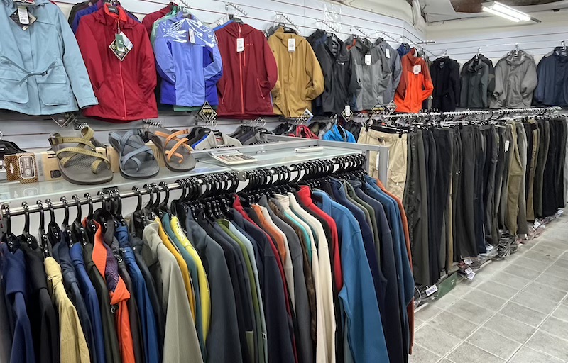 18 hiking clothing