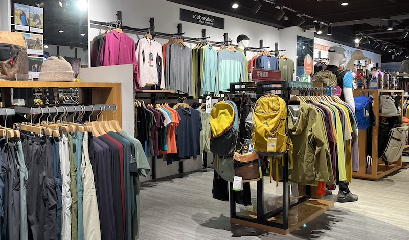hiking clothing