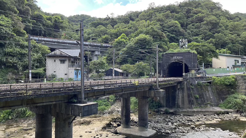 Train Tunnel View at Sandiaoling Station