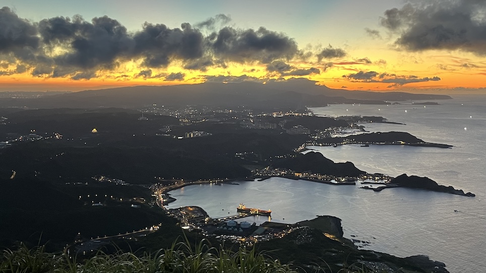Keelung Mountain (基隆山): Short but Scenic Hike Overlooking Jiufen & the Pacific 36 View from Keelung Mountain