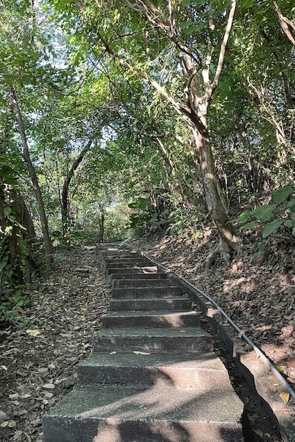 Jiantan Mountain Trail