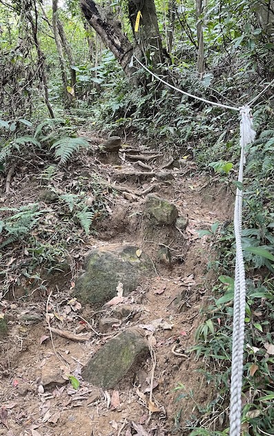 Yuanshan Water Shrine trail