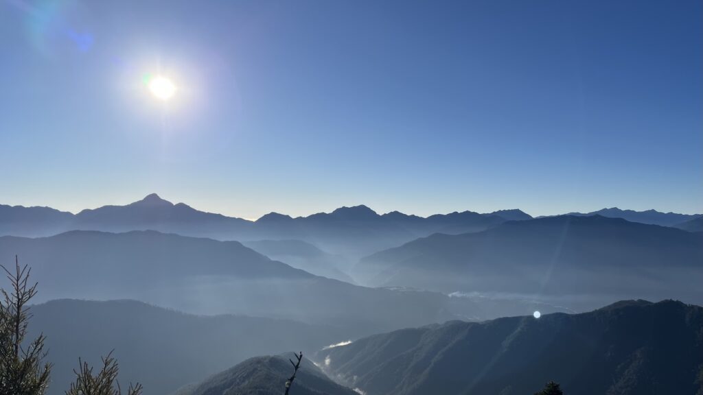 The Ultimate Xueshan (Snow Mountain) Hiking Guide: Permits, Transport & 1–3 Day Itineraries (2026 Edition) 38 Qika to East Peak