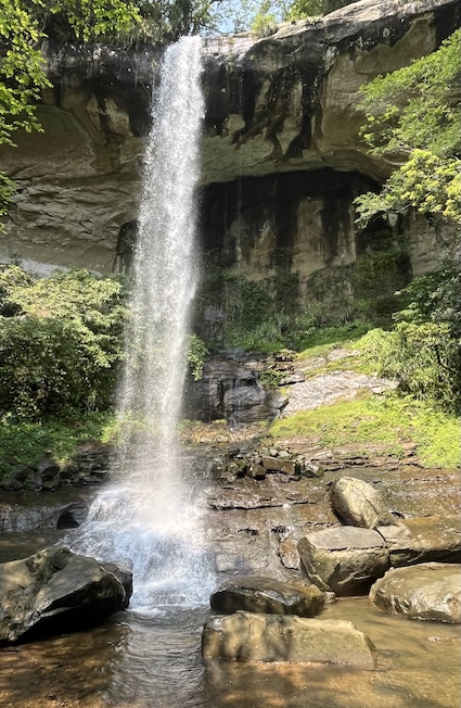 Pipa Cave Waterfall