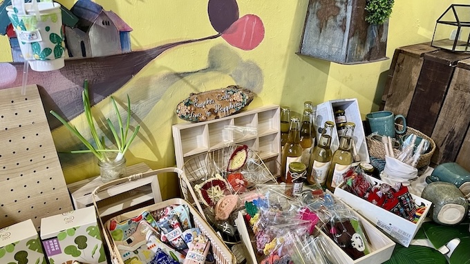 craft in Eureka Cafe
