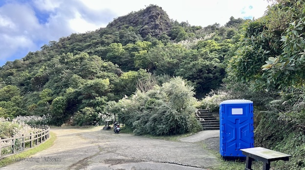 WC-on-Teapot-Mountain-Trail