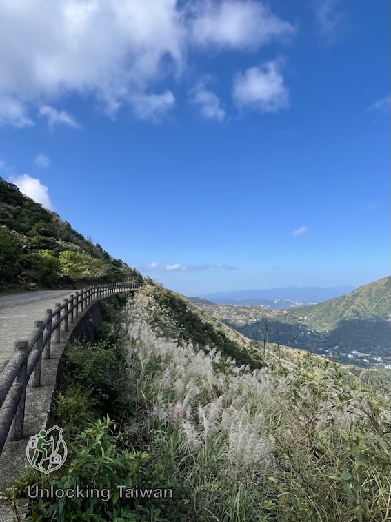 view-of-Teapot-Mountain-Trail