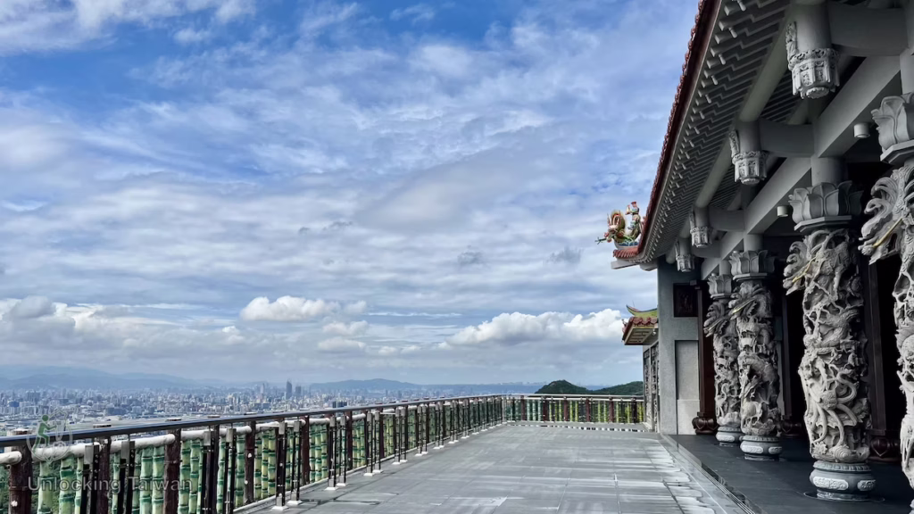 Bishan Temple (碧山巖): A Local Mountain Temple with Coffee & Taipei 101 Views 8 Bishan Temple