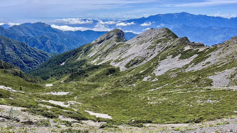 Best First 3,000m+ Hikes in Taiwan for Overseas Hikers 10 Xueshan (Snow Mountain)