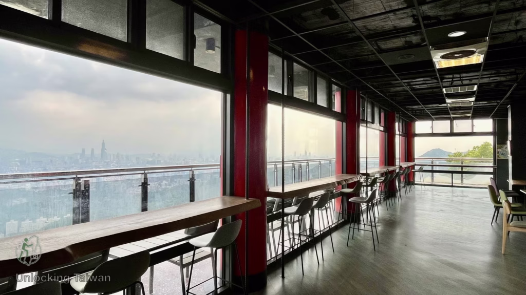 Bishan Temple (碧山巖): A Local Mountain Temple with Coffee & Taipei 101 Views 15 Bishan Temple